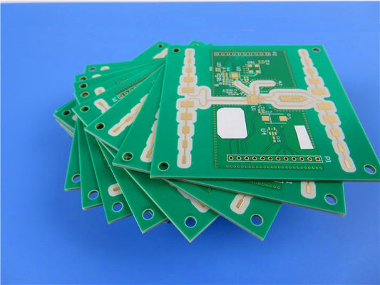 PCB de RF en 30 mil CLTE-XT laminados negro soldadura máscara de inmersión estaño