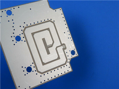 Placa de circuito impreso de RF de 0,7 mm con plata de inmersión de 2 capas TF960 y alta constante dieléctrica