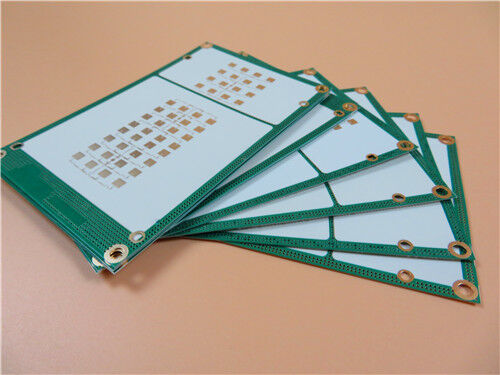 PCB de 2 capas TFA300 sobre sustrato de alta frecuencia de 5 milímetros